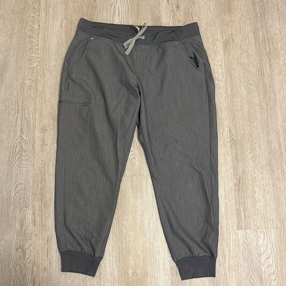 Figs: Graphite Zamora Scrub Bottoms